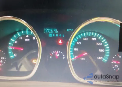 2012 Chevrolet Traverse Ls z USA, uszkodzony, nr VIN 1GNKREED6CJ302471